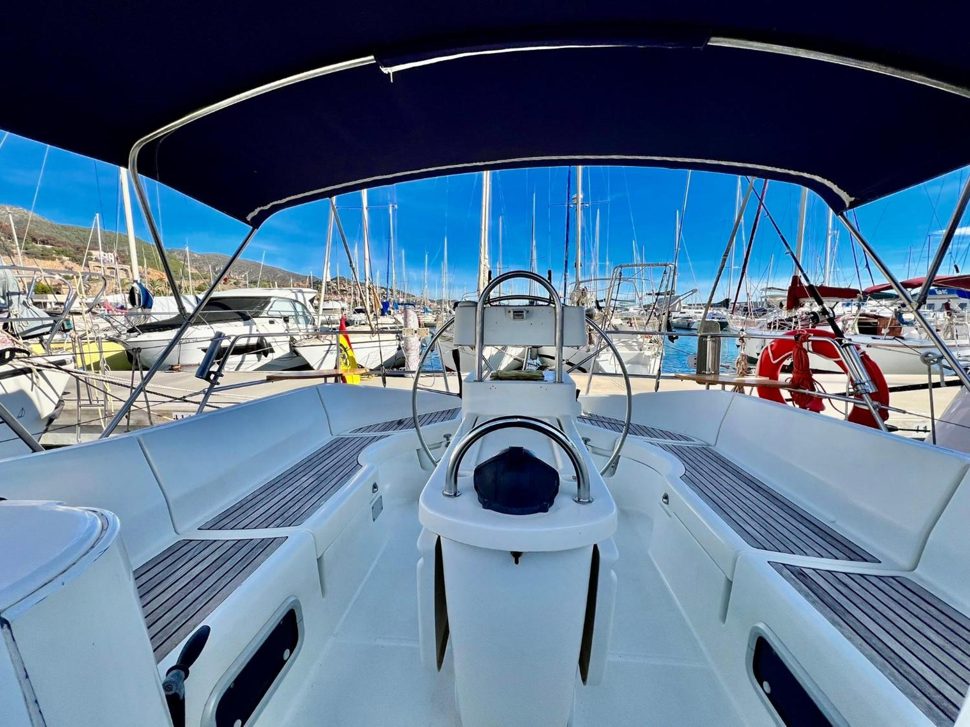 Magnific Sailboat Next To The Beach Bcn 바달로나 외부 사진